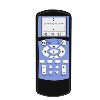 Mesin Bulutangkis Fungsi Penuh ROHS Disetujui 20-70CM Mengangkat remote control LCD